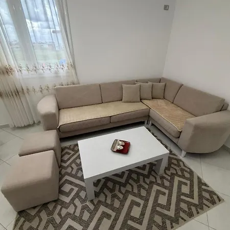 Kokoneshi Appartement Divjake